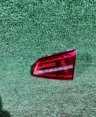 Volkswagen PASSAT B8 Tailgate rear/tail lights