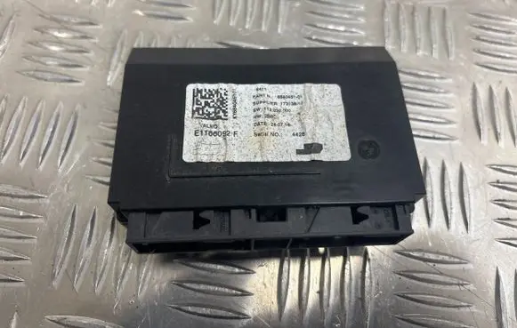 BMW 2 F46 Air conditioning/heating control unit 6840451 17313810 E1166092F