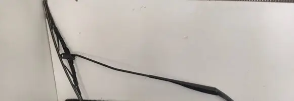 Front wiper blade arm