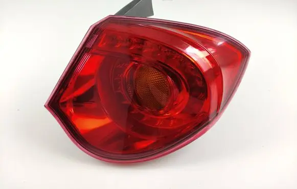 Alfa Romeo Giulietta Rear/tail lights 50513612