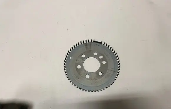 Peugeot 208 I Crankshaft position gear V754005180