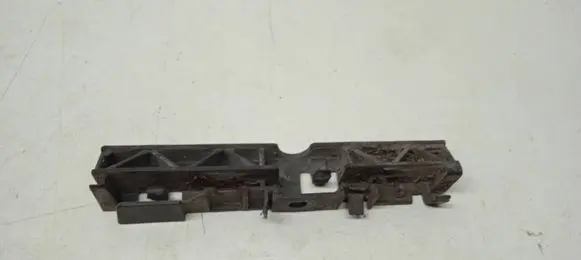 Audi A6 S6 C7 4G Front bumper mounting bracket 4G0853721B
