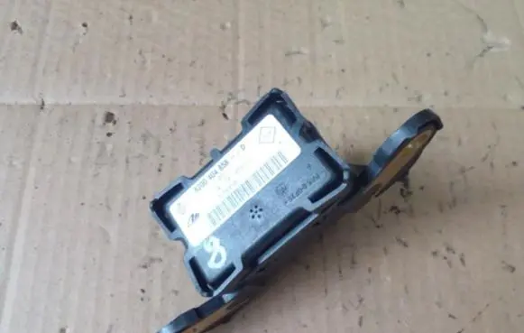 Renault Laguna I ESP (stability system) control unit 8200404858