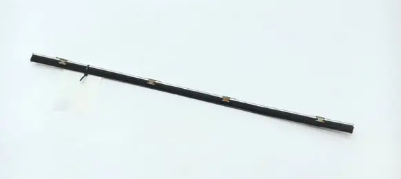 Mercedes-Benz 190 230 W110 W111 Rubber seal rear door window/glass