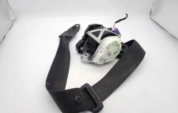 Audi Q7 4L Front seatbelt 4L1857705A 33059010