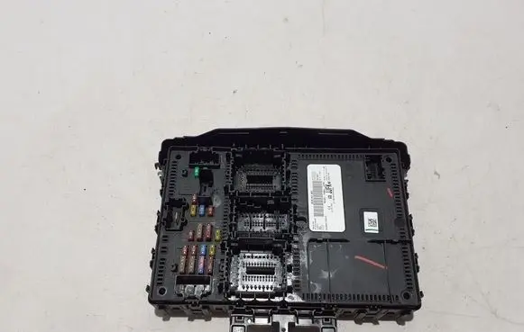 Ford Mach-E I Fuse module MU5T15604JJFK