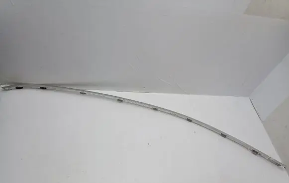 Peugeot 607 Front door glass trim molding 