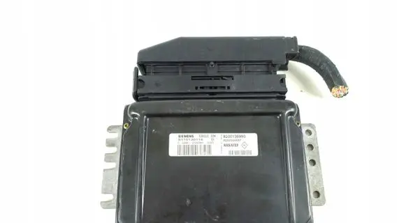 Renault Kangoo II Engine control unit/module ECU 8200136990
