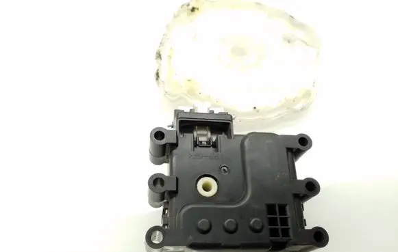 Mazda 3 I Air flap motor/actuator