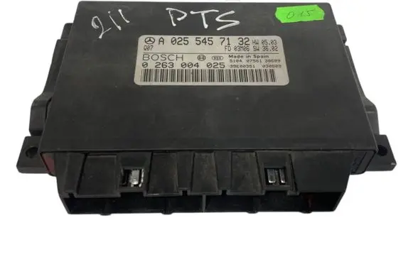Mercedes-Benz E W211 Parking PDC control unit/module A0255457132