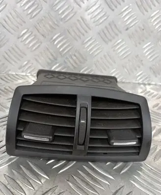 Opel Insignia A Rear air vent grill 13274338 200912291