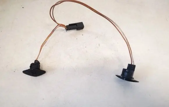 Opel Zafira A Steering wheel buttons/switches 16827260