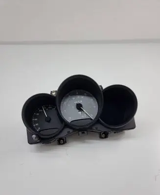 Speedometer (instrument cluster)