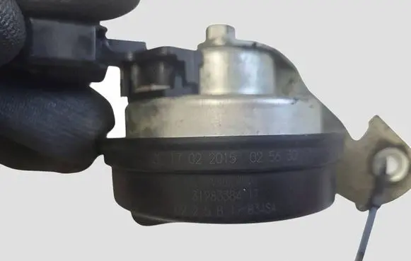 Volvo V40 Horn signal 0055306