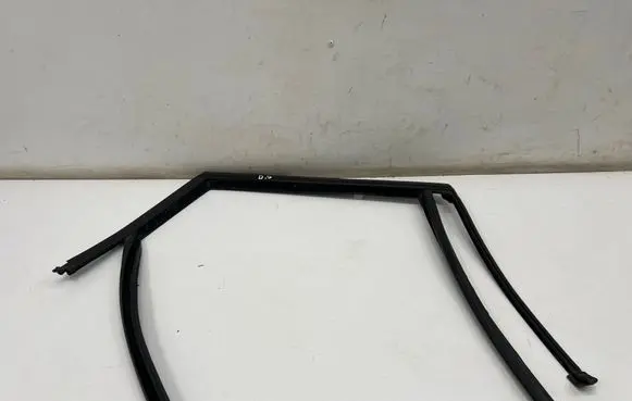 Other rear door trim element