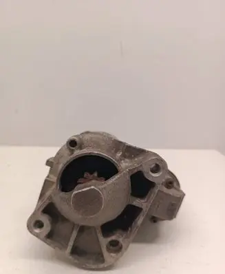 Renault Megane I Starter motor D7E22 1051197