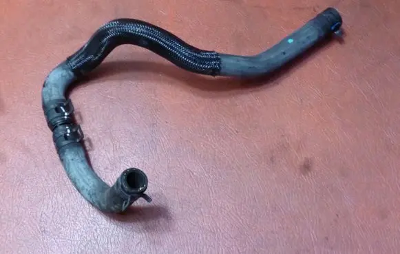 Chevrolet Captiva Engine coolant pipe/hose 25192149
