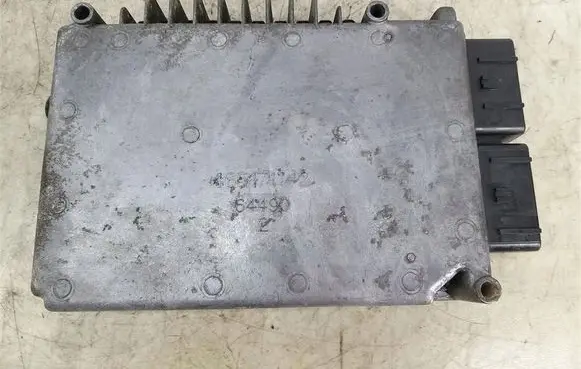 Chrysler Voyager Engine control unit/module P04727215AF