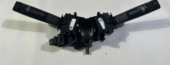 Chevrolet Corvette C7 Wiper turn signal indicator stalk/switch 23141283