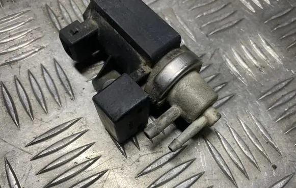 Opel Astra G Vacuum valve 8972183310 72190338 00T224