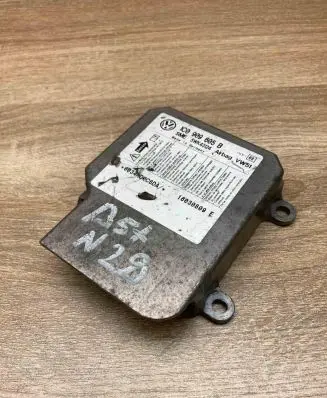 Volkswagen PASSAT B5.5 Airbag control unit/module 1C0909605B 5WK43124