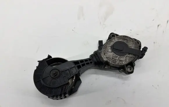 BMW 1 F20 F21 Alternator belt tensioner 7598832