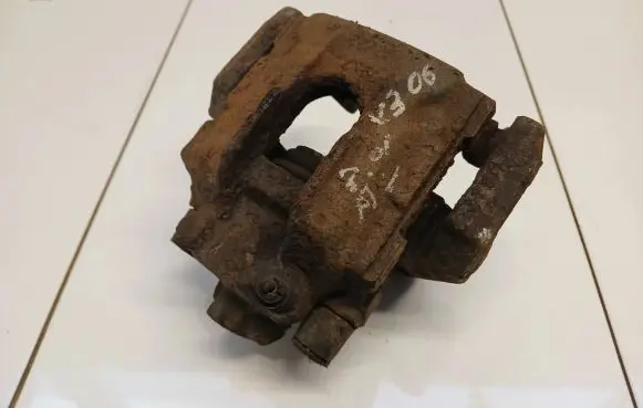 BMW X3 E83 Rear brake caliper