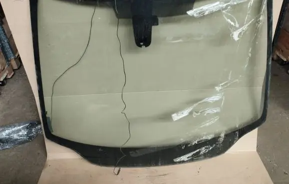 Honda Civic Front windscreen/windshield window 