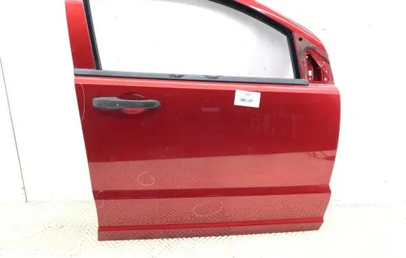 Dodge Caliber Front door