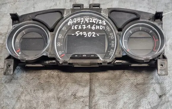 Citroen C5 Speedometer (instrument cluster) 9666326480