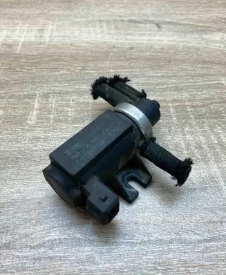 Volkswagen Transporter - Caravelle T4 Turbo solenoid valve 1H0906627