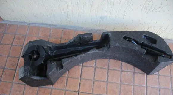 Nissan Note (E11) Wheel nut wrench 