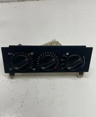 Renault Master II Climate control unit 133761F 101052