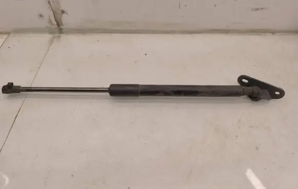 Toyota Auris E180 Tailgate/trunk strut/damper 6896002120