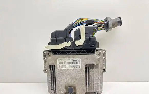 Ford Focus Engine control unit/module F1F112A650RB F1F112B684AD 0281032643