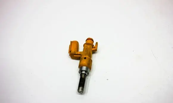Toyota Corolla E210 E21 Fuel injector 23250F2070