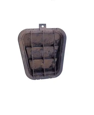 Audi A6 S6 C6 4F Quarter panel pressure vent 