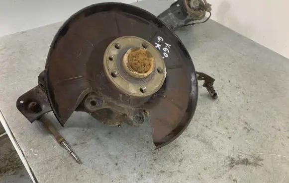 Volvo V60 Rear wheel hub 6G912K317A