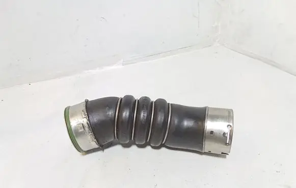 BMW 1 E82 E88 Intercooler hose/pipe 7802752
