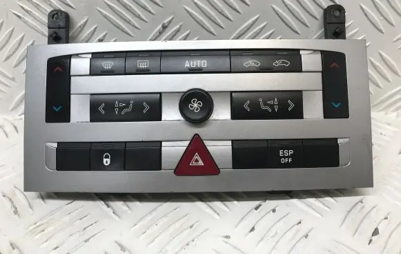 Peugeot 407 Climate control unit 96573322