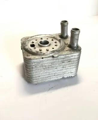 Mitsubishi Outlander Oil filter mounting bracket 