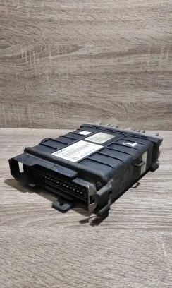 Volkswagen PASSAT B3 Engine control unit/module ECU 443907311d 0261200271