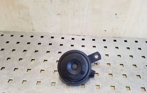 Honda CR-V Horn signal E1000329 E10329