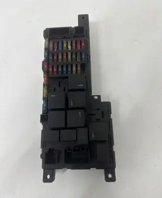 Volvo V70 Fuse module 8637841 020606122246 518717004
