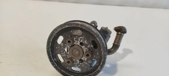 Skoda Superb B5 (3U) Power steering pump 8D0145177
