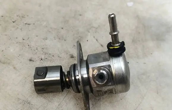 Hyundai Bayon Fuel injection high pressure pump 3532607250 9046030052 4836305ZK