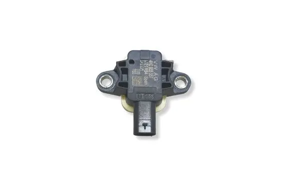 Skoda Fabia Mk3 (NJ) Airbag deployment crash/impact sensor 4H0955557 141119 6325RB4