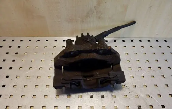 Peugeot 5008 Front brake caliper