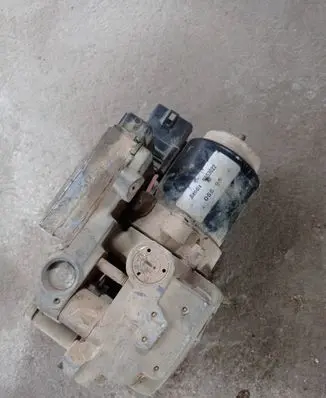 Ford Mondeo MK I ABS Pump F4RF2C219AR