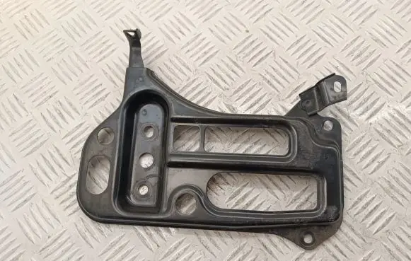 Toyota Avensis T270 Battery tray 7441005030